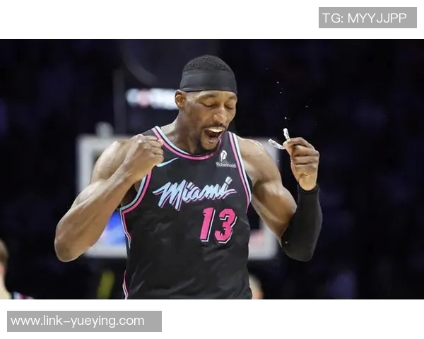 阿德巴约表现低迷11投仅中3得7分篮板和助攻数据平平